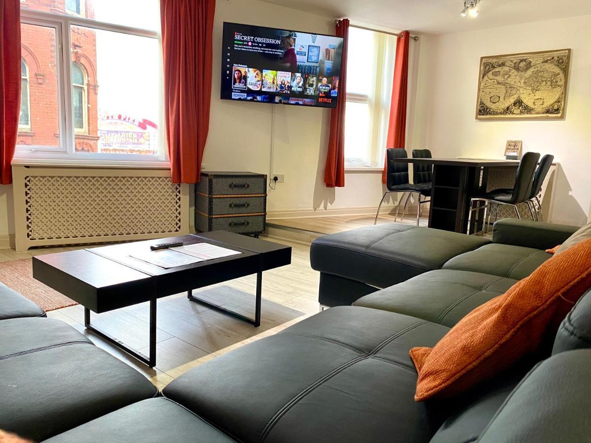Simpson Beach View Apartments By Blackpool Service Apartments Esterno foto